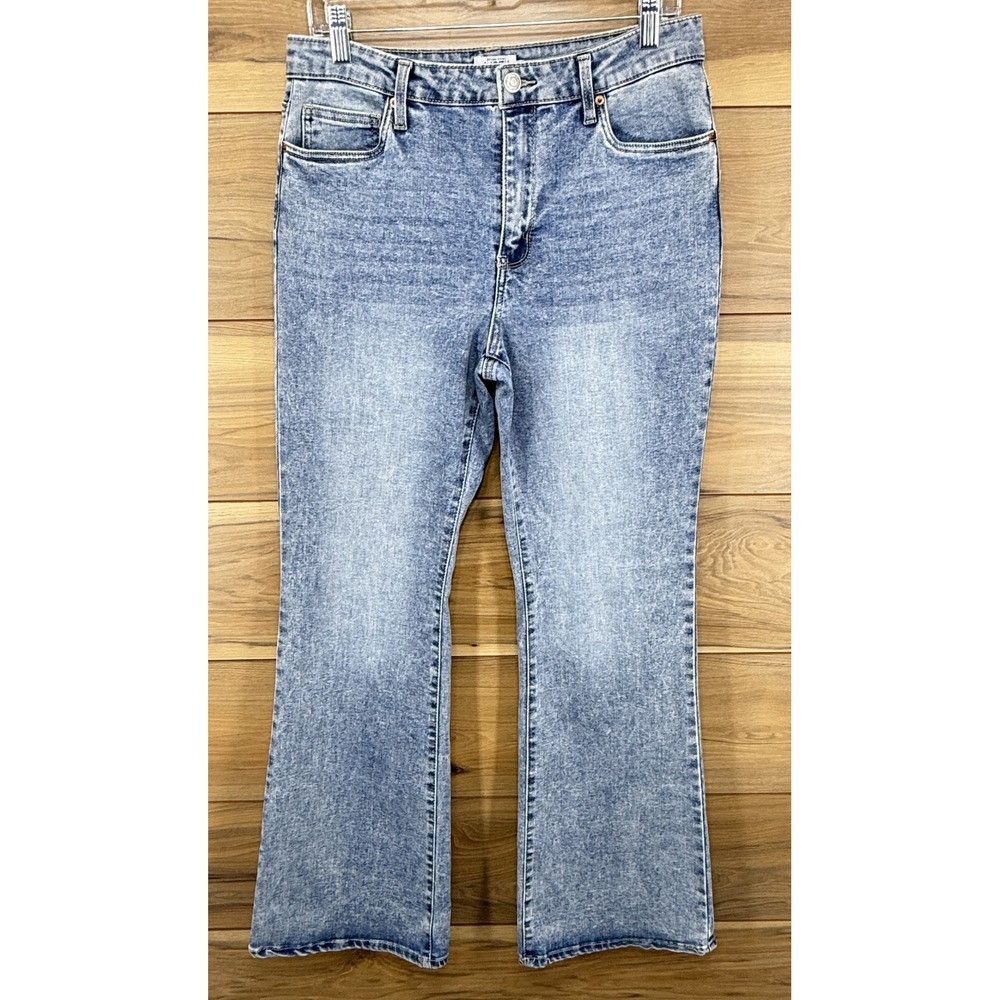 Austin Refuge Denim Flare Jeans‎ Women's Size 09 Blue Denim High-Rise Zip Fly